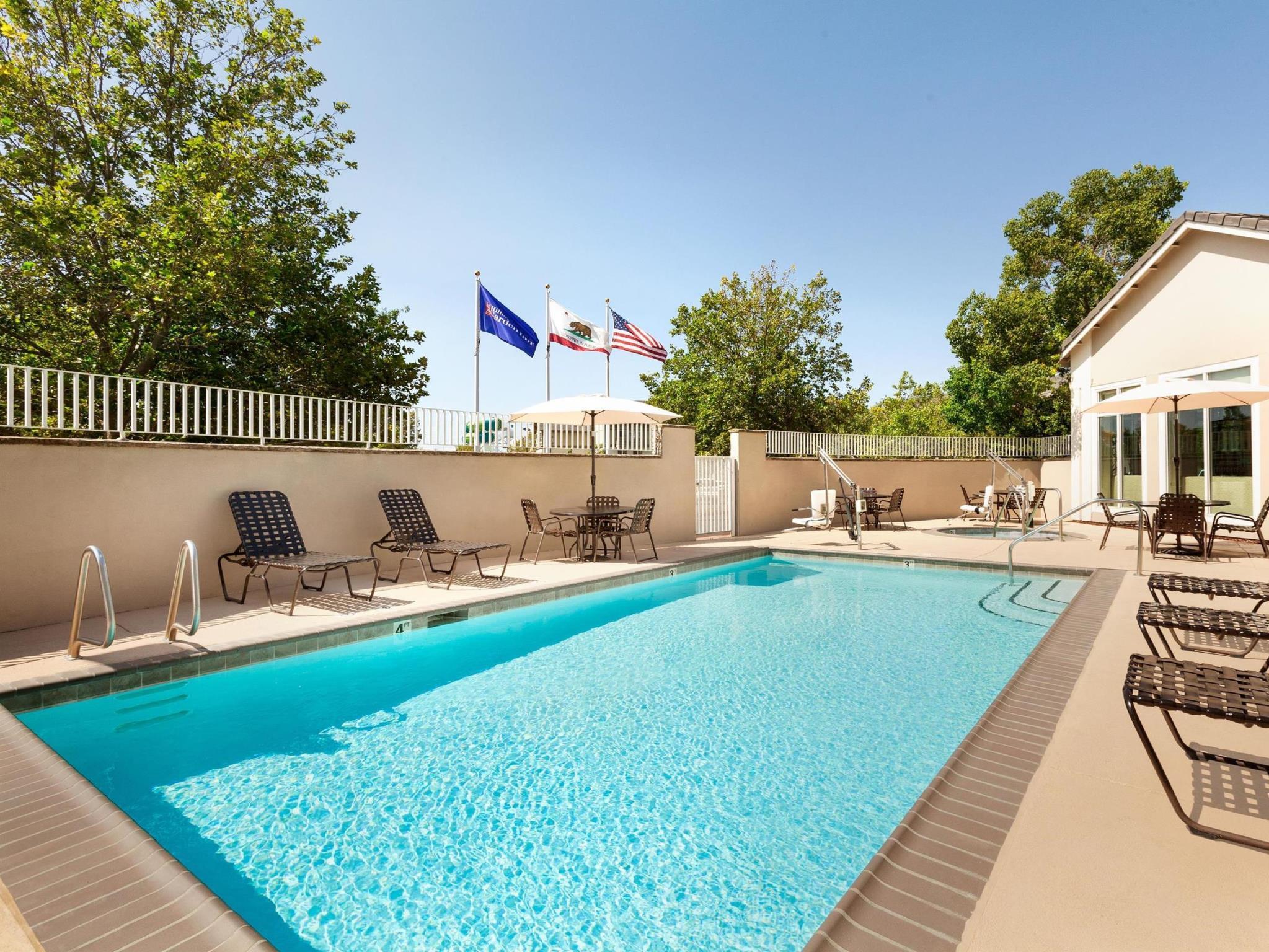 Hilton Garden Inn Roseville Exteriér fotografie