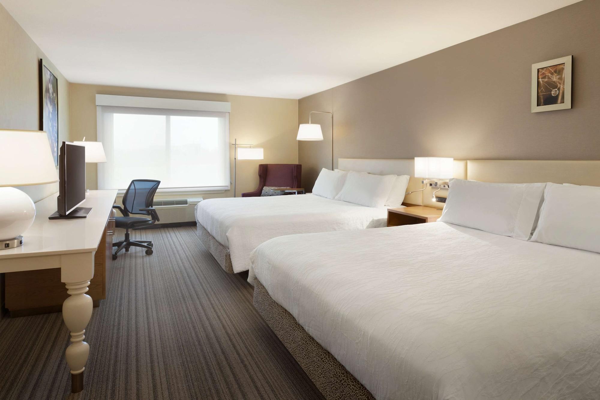 Hilton Garden Inn Roseville Exteriér fotografie