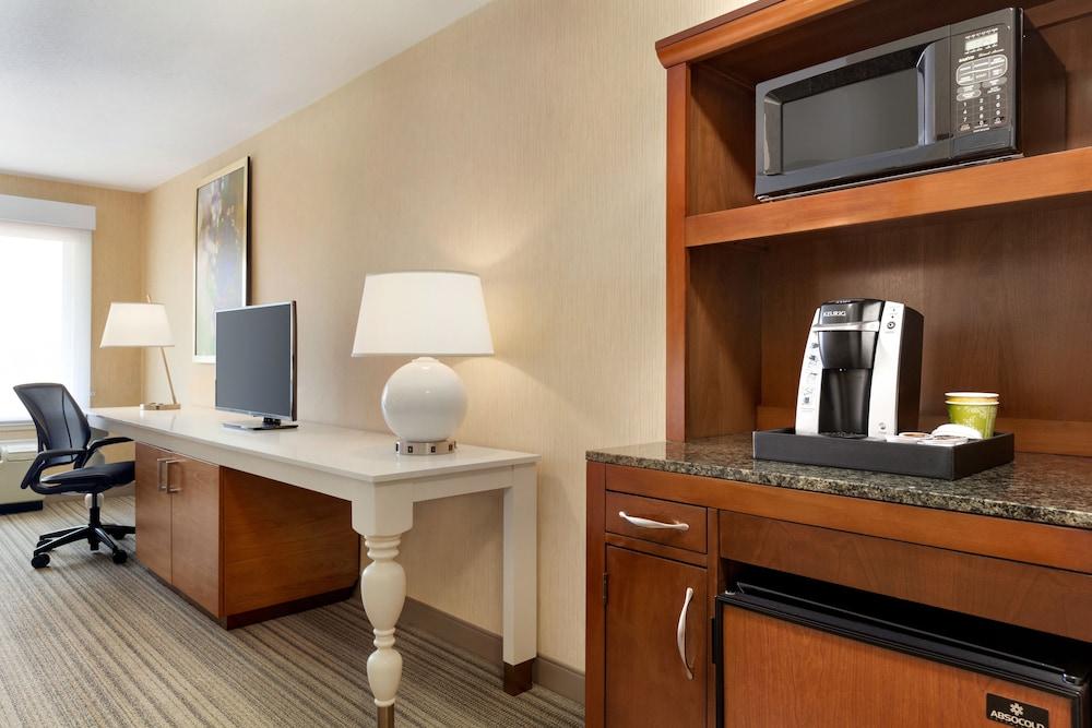 Hilton Garden Inn Roseville Exteriér fotografie