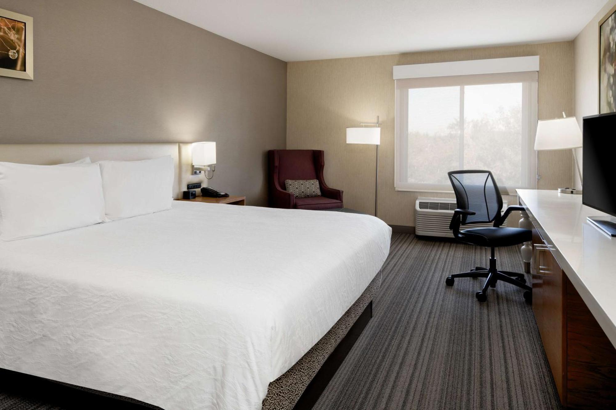 Hilton Garden Inn Roseville Exteriér fotografie