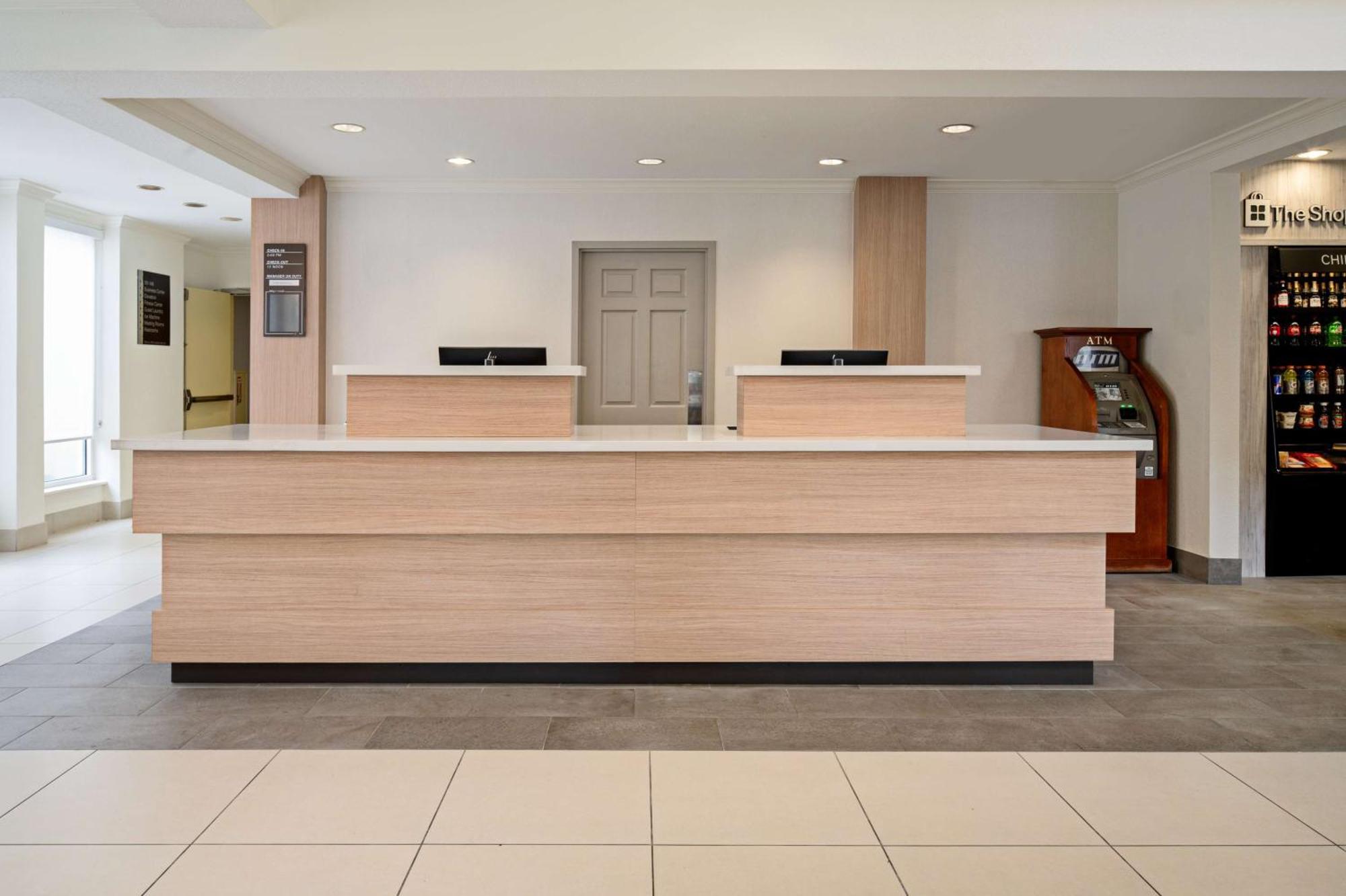 Hilton Garden Inn Roseville Exteriér fotografie