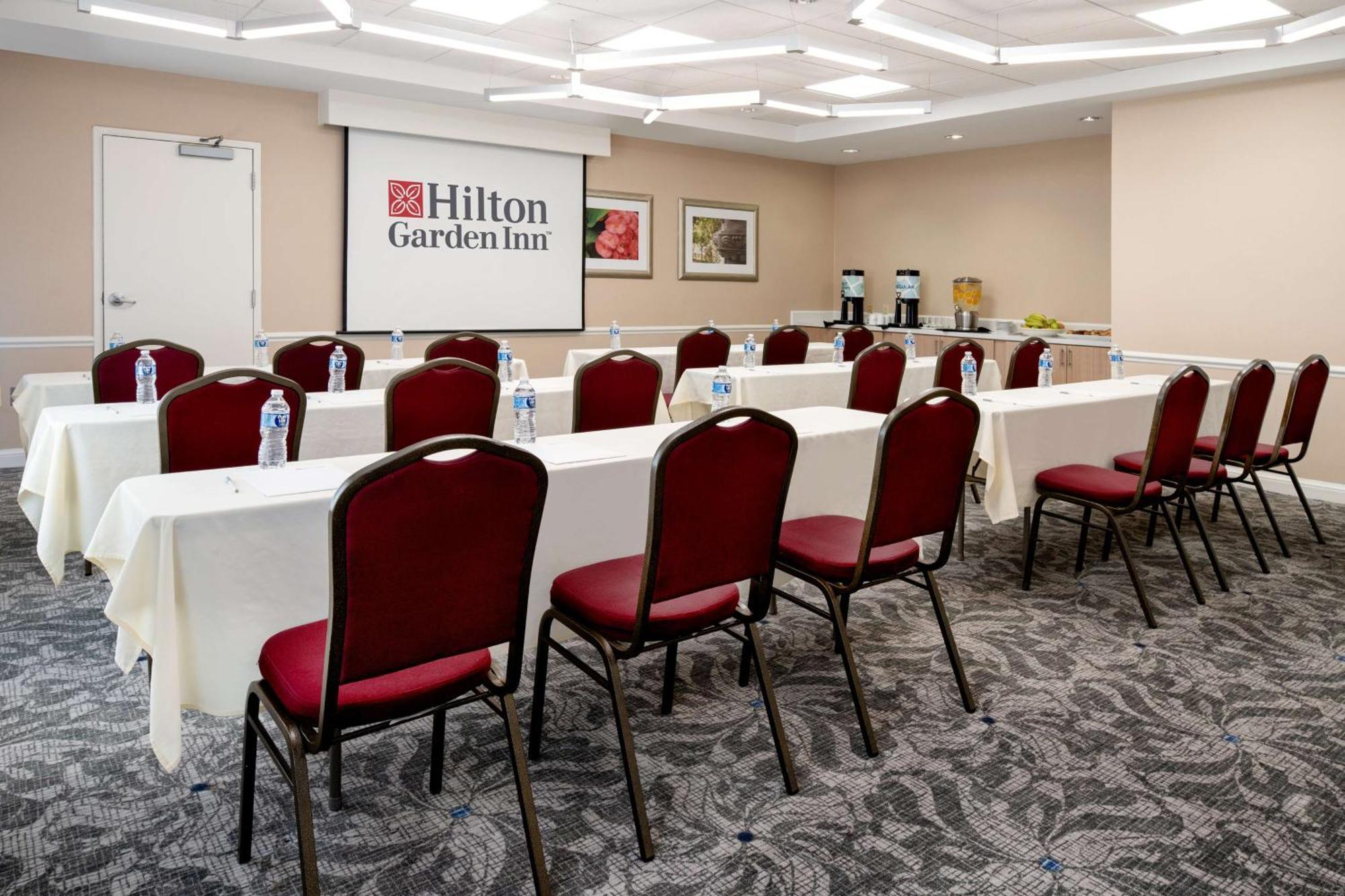 Hilton Garden Inn Roseville Exteriér fotografie