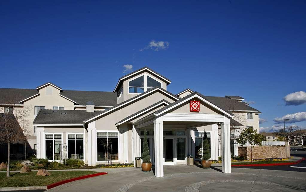 Hilton Garden Inn Roseville Exteriér fotografie