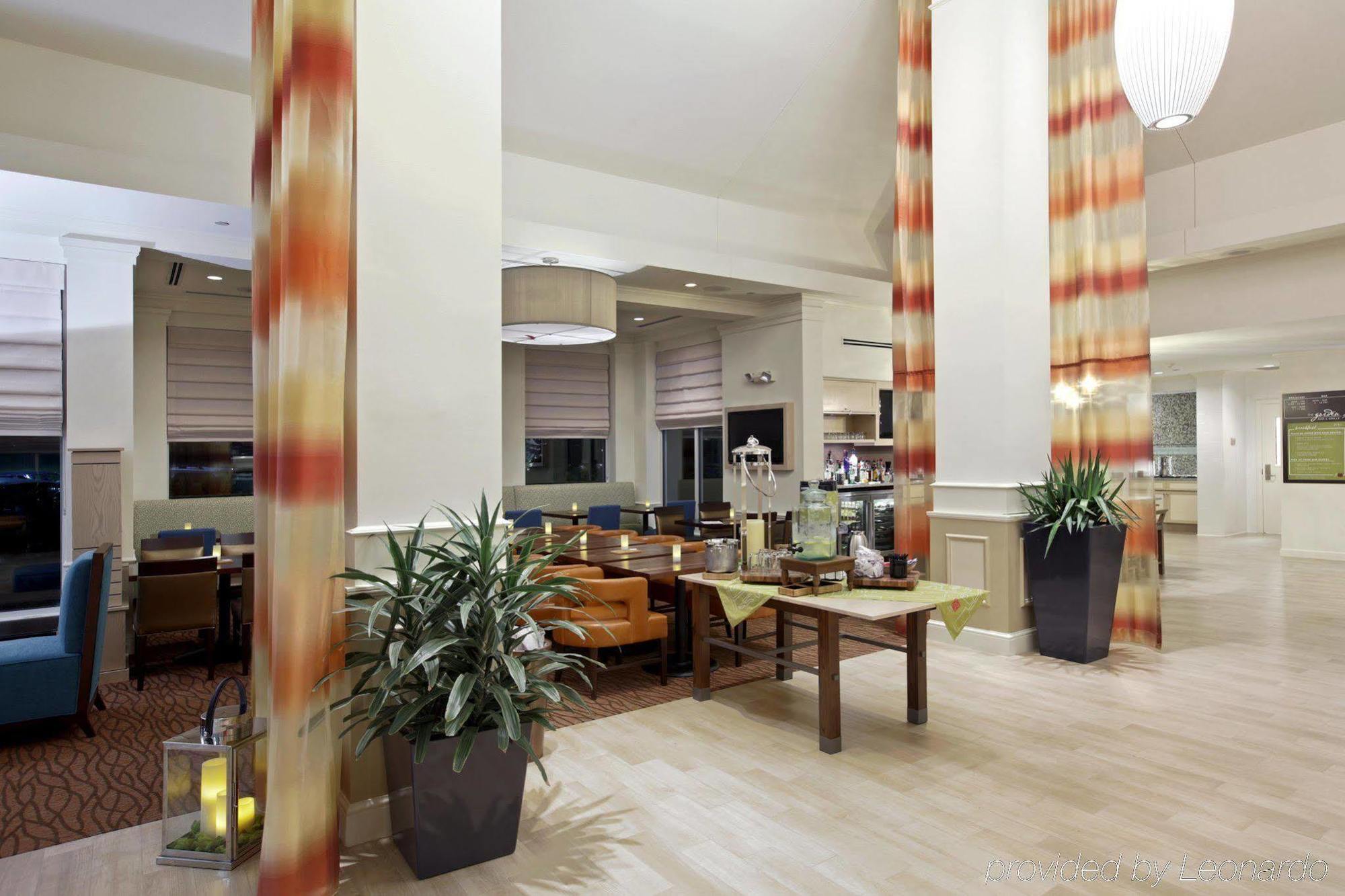 Hilton Garden Inn Roseville Exteriér fotografie