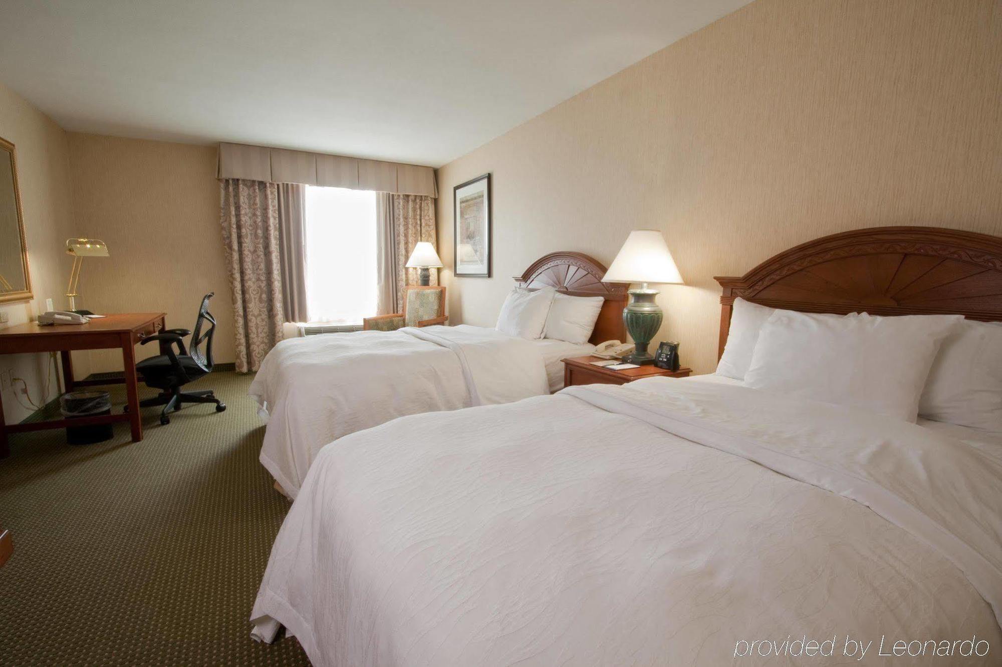Hilton Garden Inn Roseville Pokoj fotografie